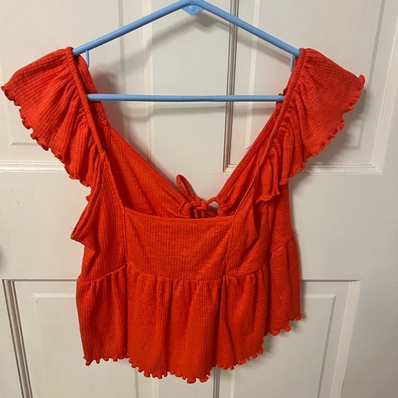 American eagle crippled keyhole top - Picture 3 of 3